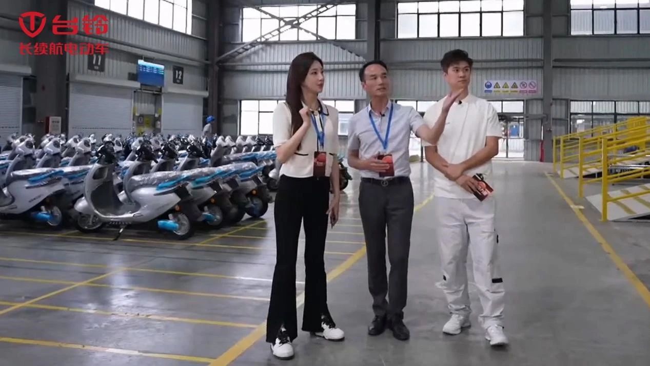 臺(tái)鈴長(zhǎng)續(xù)航電動(dòng)車
